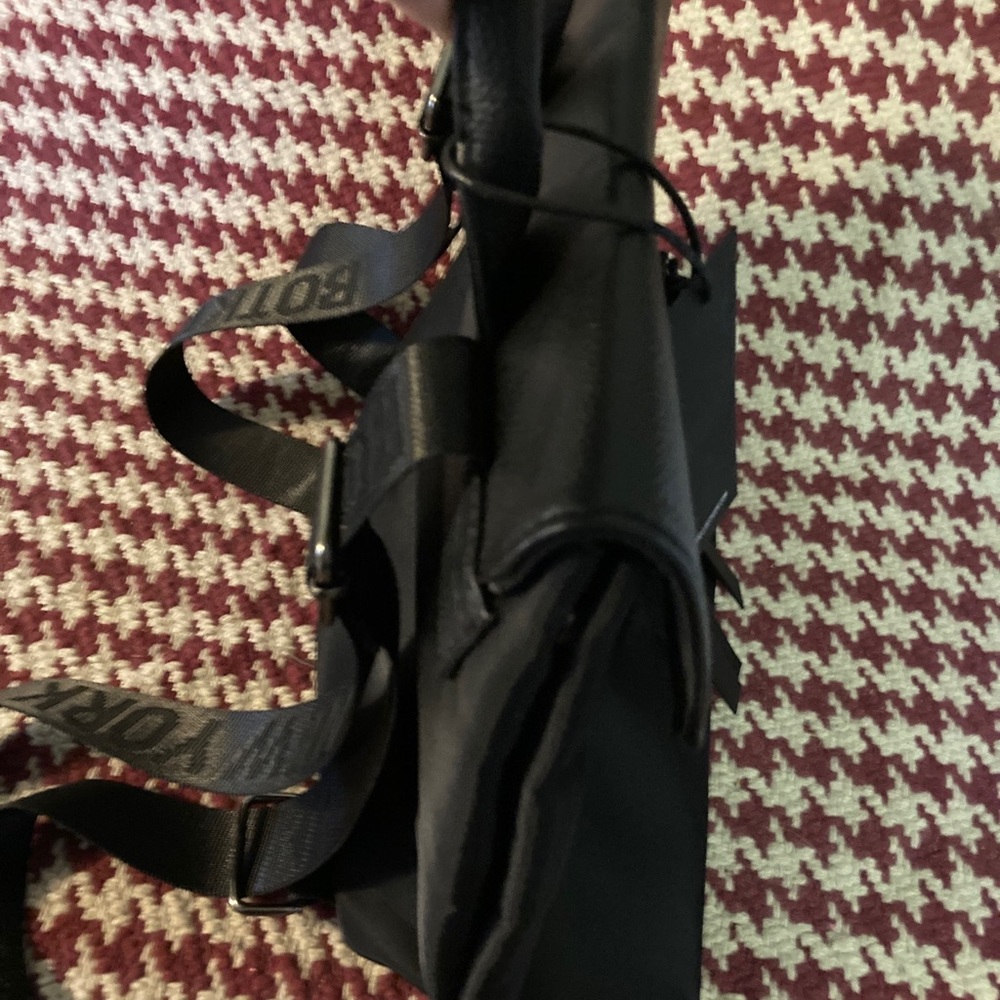 Backpack - Picture 3 of 5